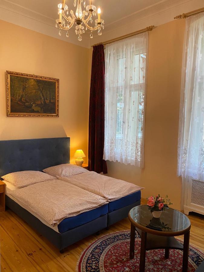 Hotel Gunia Berlin Ngoại thất bức ảnh