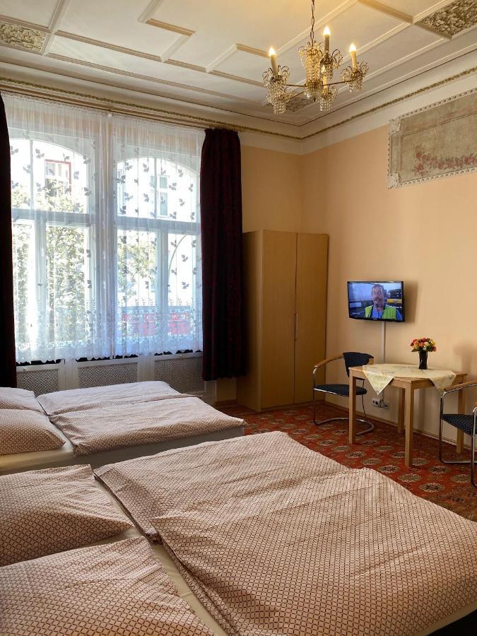 Hotel Gunia Berlin Ngoại thất bức ảnh